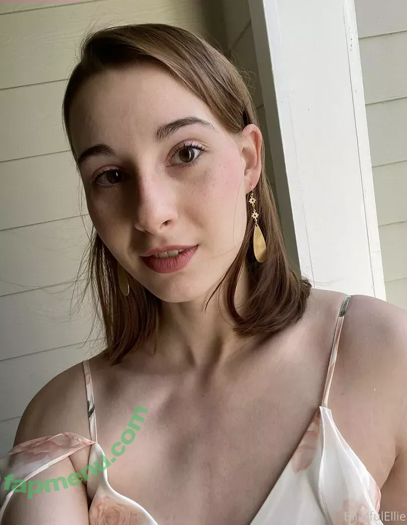 blissfulellie nude photo #0063 (Ellie Burns / EllieBlissful)