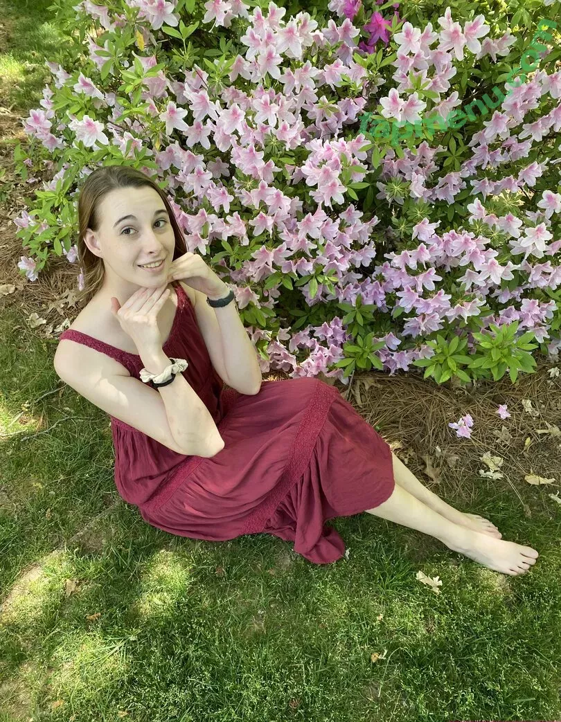 blissfulellie nude photo #0103 (Ellie Burns / EllieBlissful)