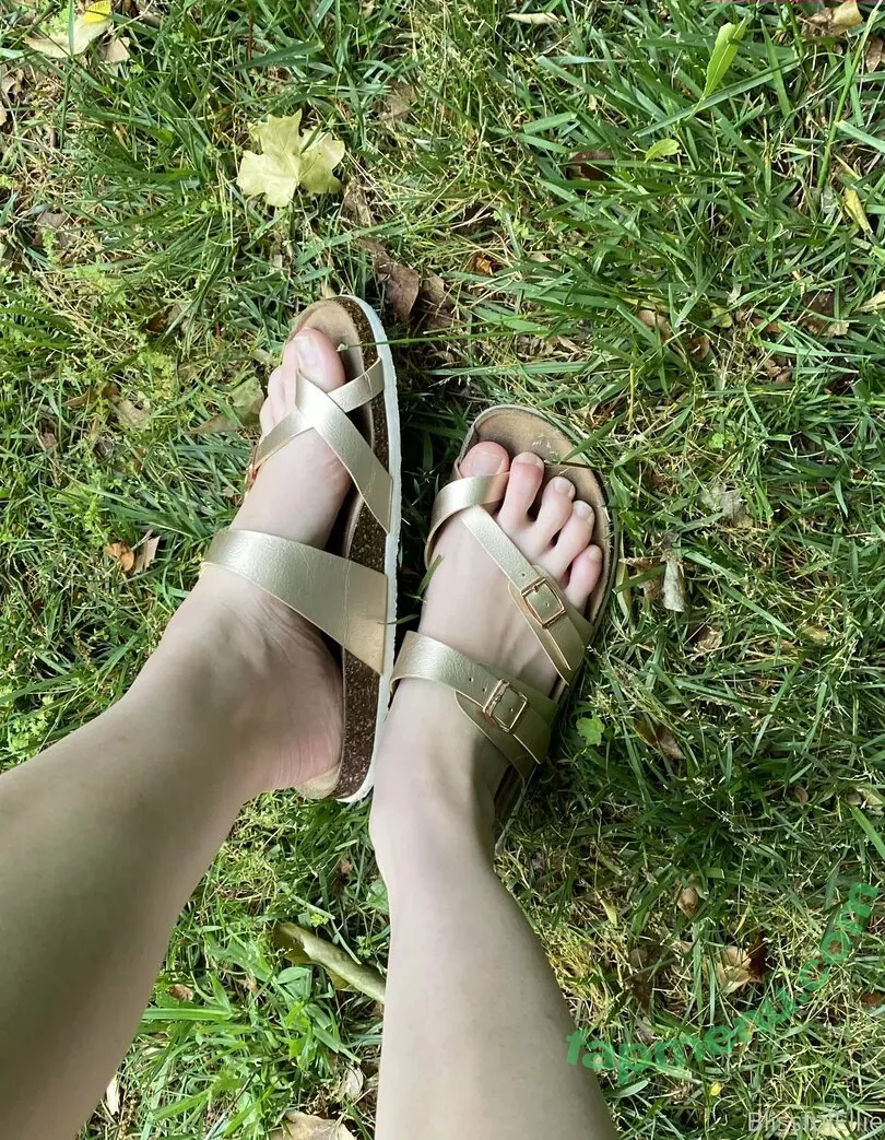 blissfulellie nude photo #0142 (Ellie Burns / EllieBlissful)