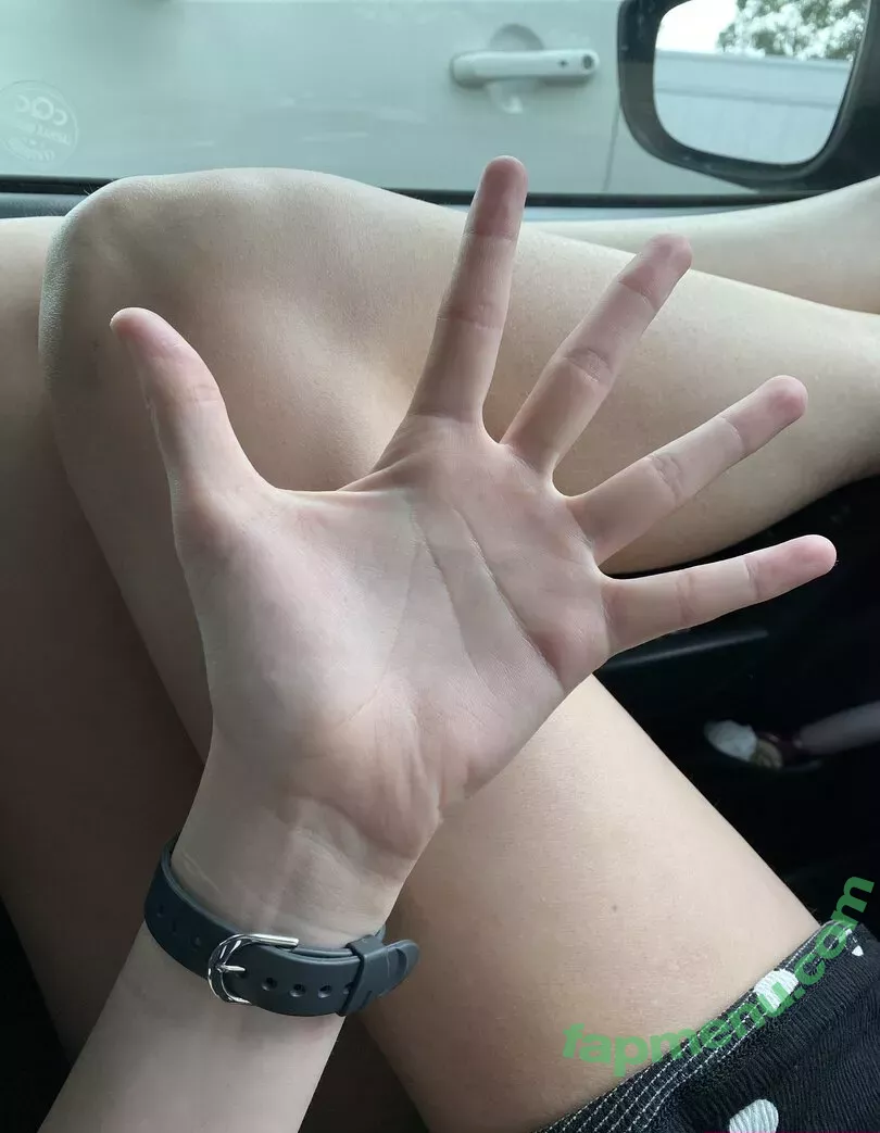 blissfulellie nude photo #0167 (Ellie Burns / EllieBlissful)