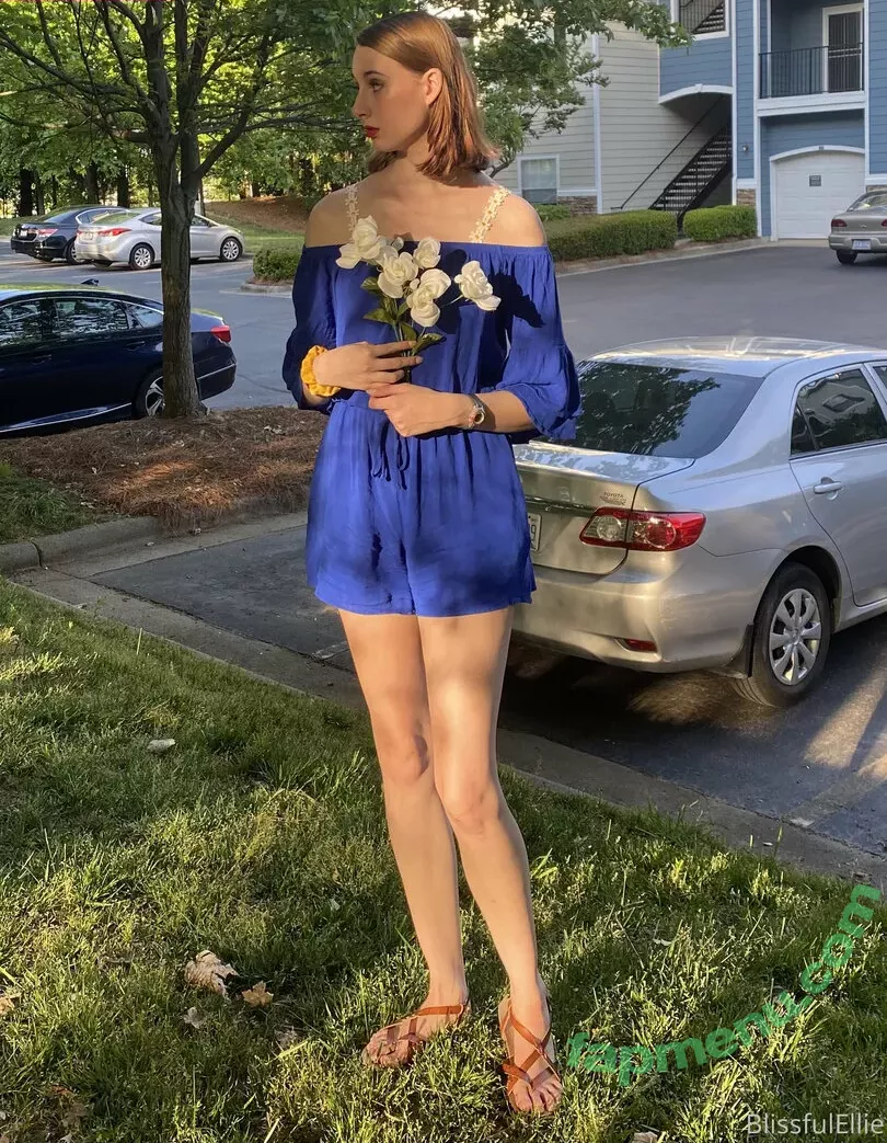 blissfulellie nude photo #0174 (Ellie Burns / EllieBlissful)