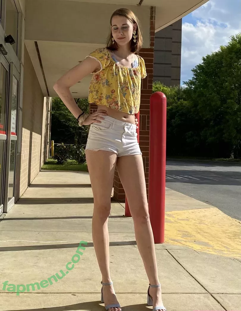 blissfulellie nude photo #0274 (Ellie Burns / EllieBlissful)