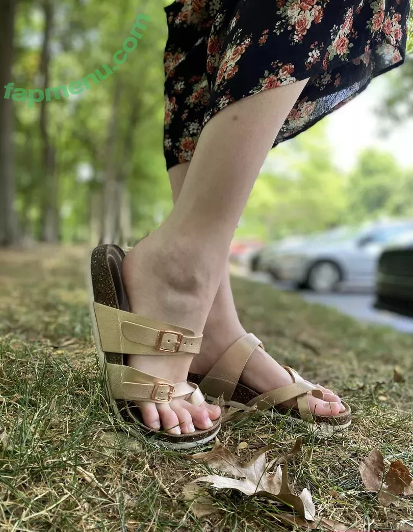 blissfulellie nude photo #0282 (Ellie Burns / EllieBlissful)