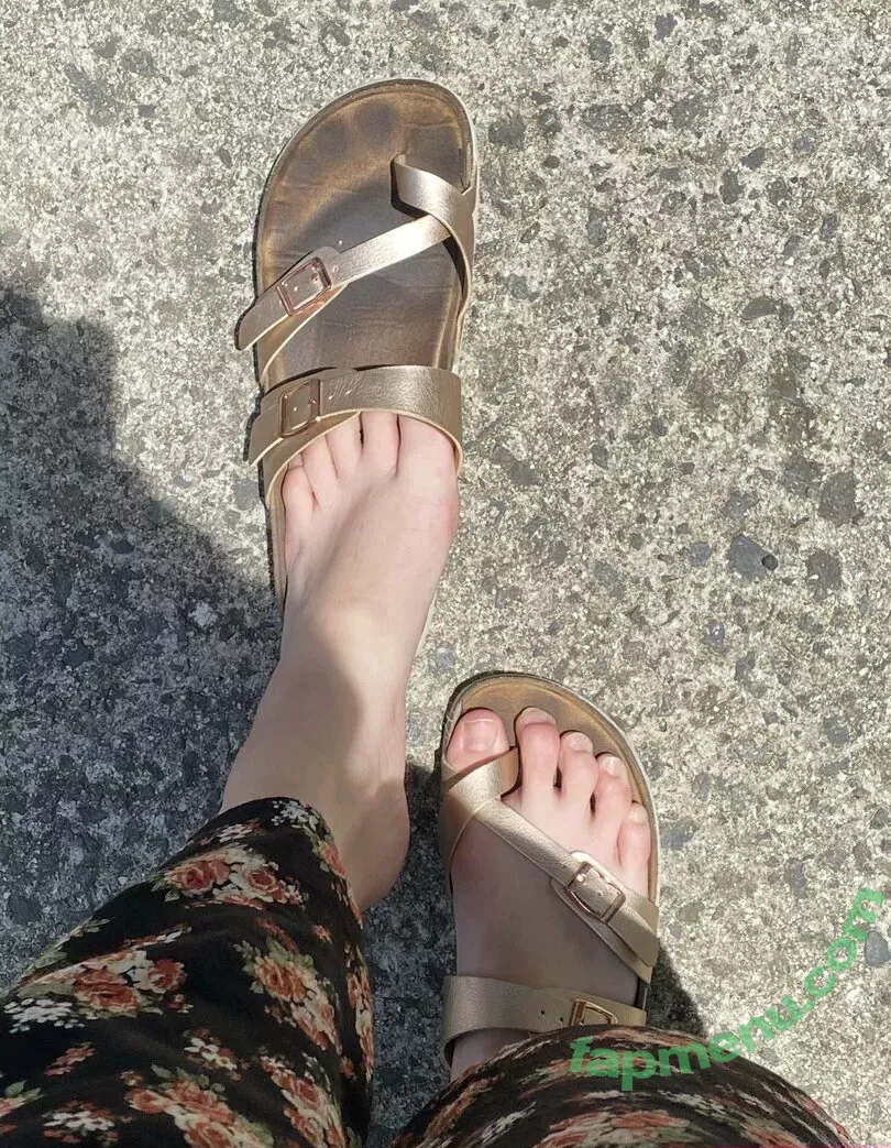 blissfulellie nude photo #0284 (Ellie Burns / EllieBlissful)