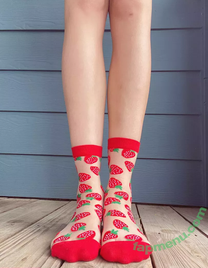 blissfulellie nude photo #0301 (Ellie Burns / EllieBlissful)