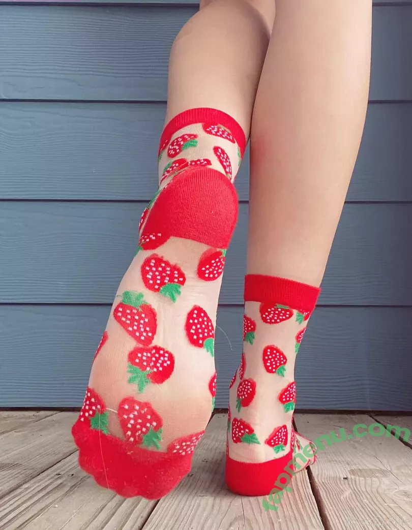 blissfulellie nude photo #0307 (Ellie Burns / EllieBlissful)