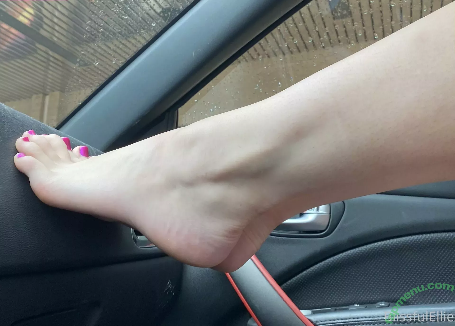 blissfulellie nude photo #0370 (Ellie Burns / EllieBlissful)