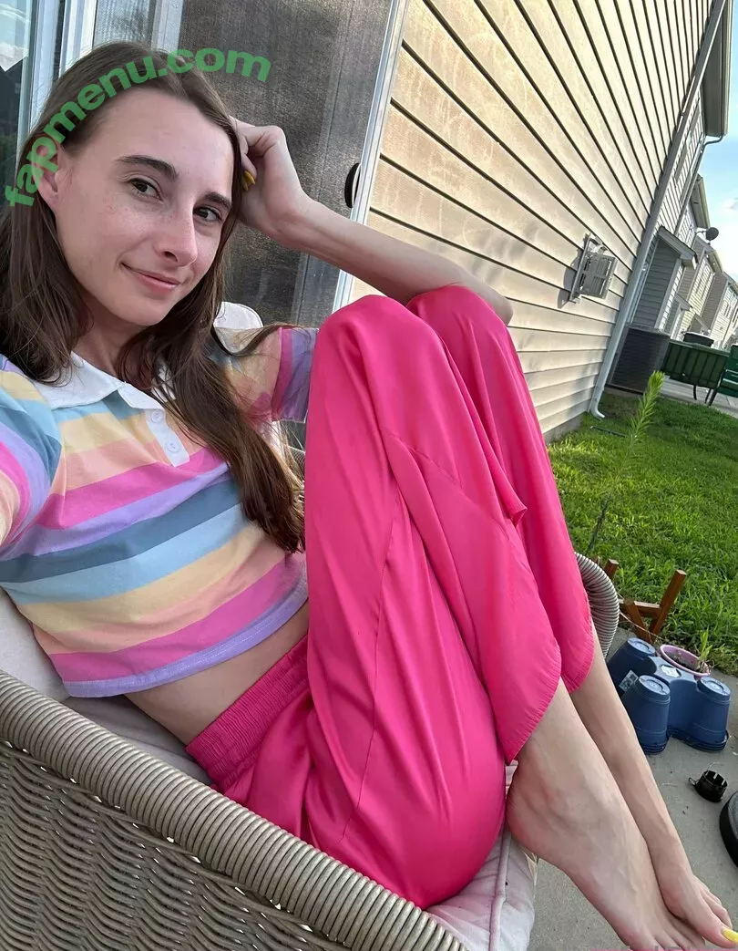 blissfulellie nude photo #0671 (Ellie Burns / EllieBlissful)