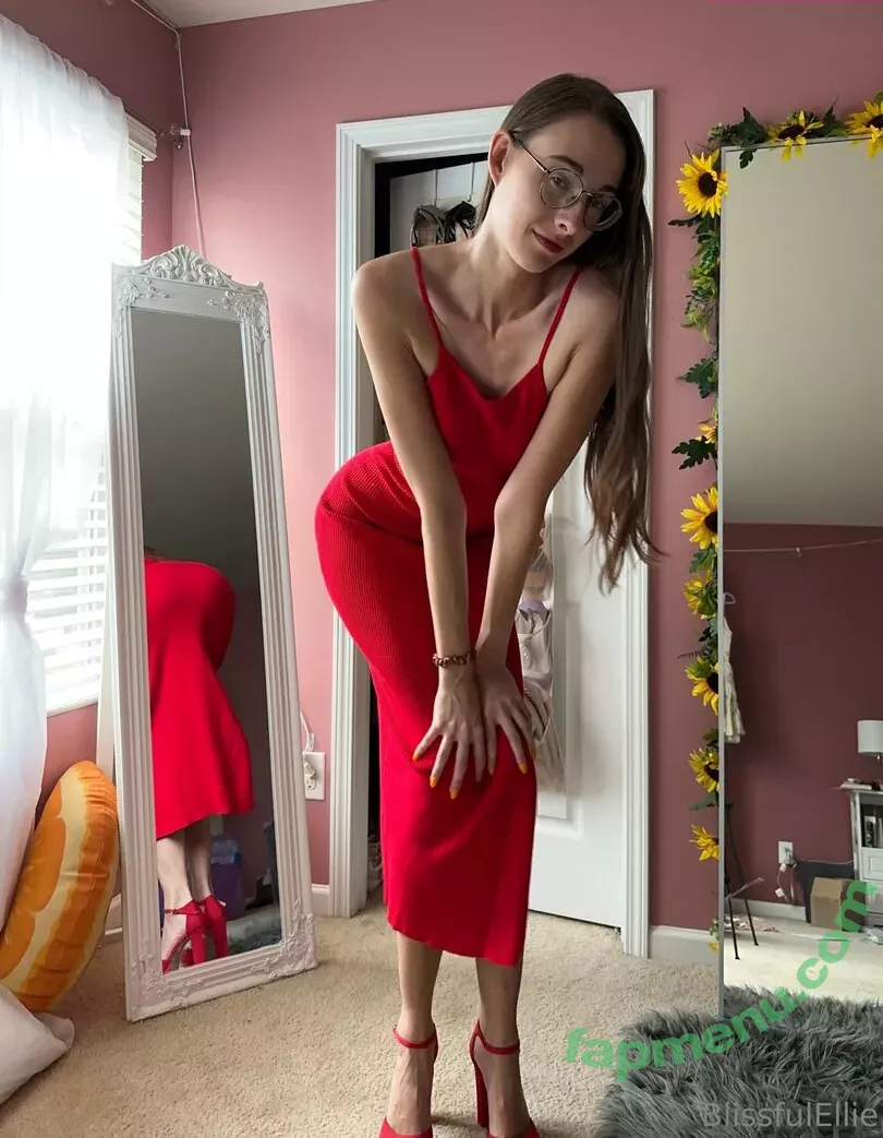 blissfulellie nude photo #1250 (blissfulellie)
