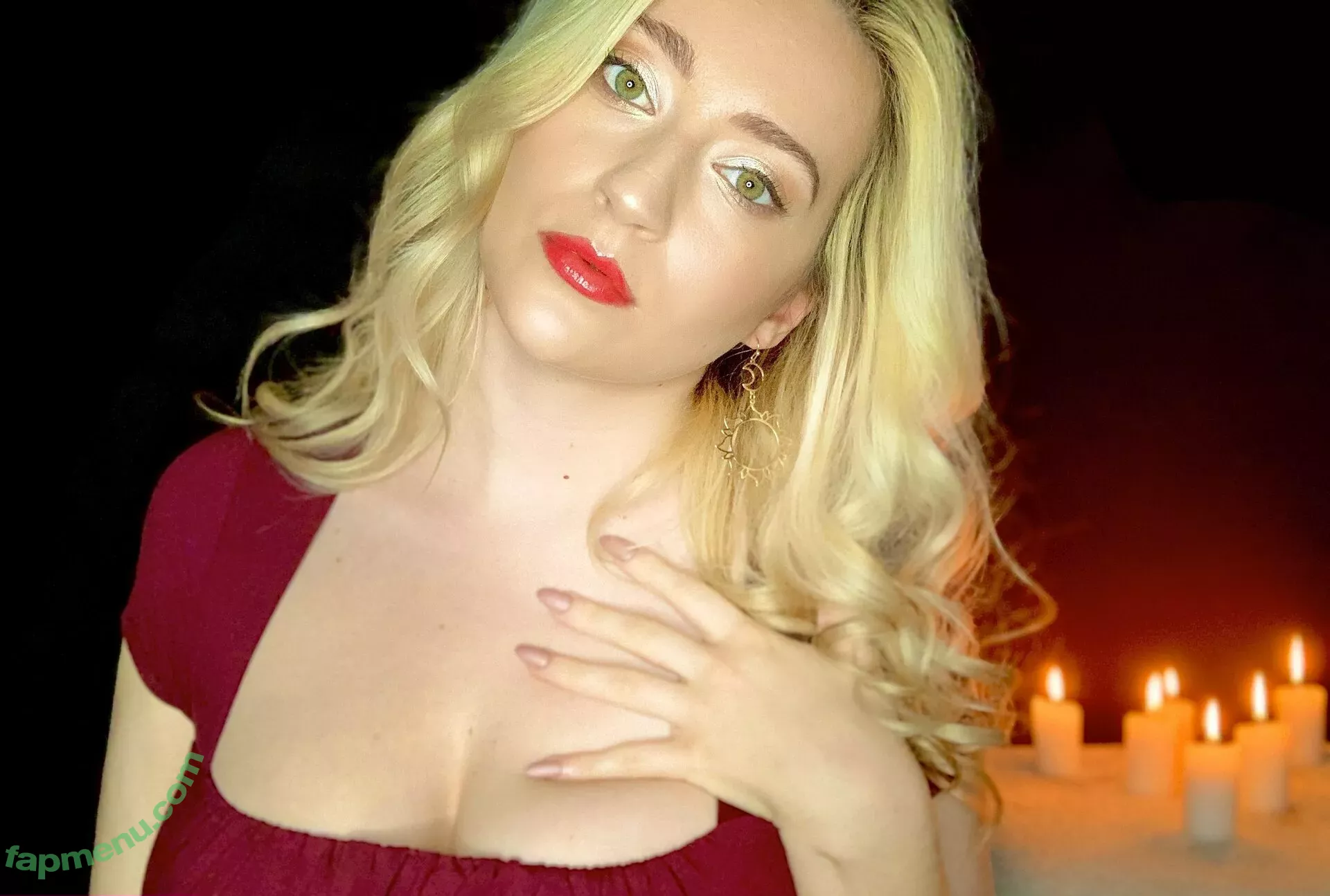 blissfulwhisperasmr nude photo #0004 (blissfulasmryt)