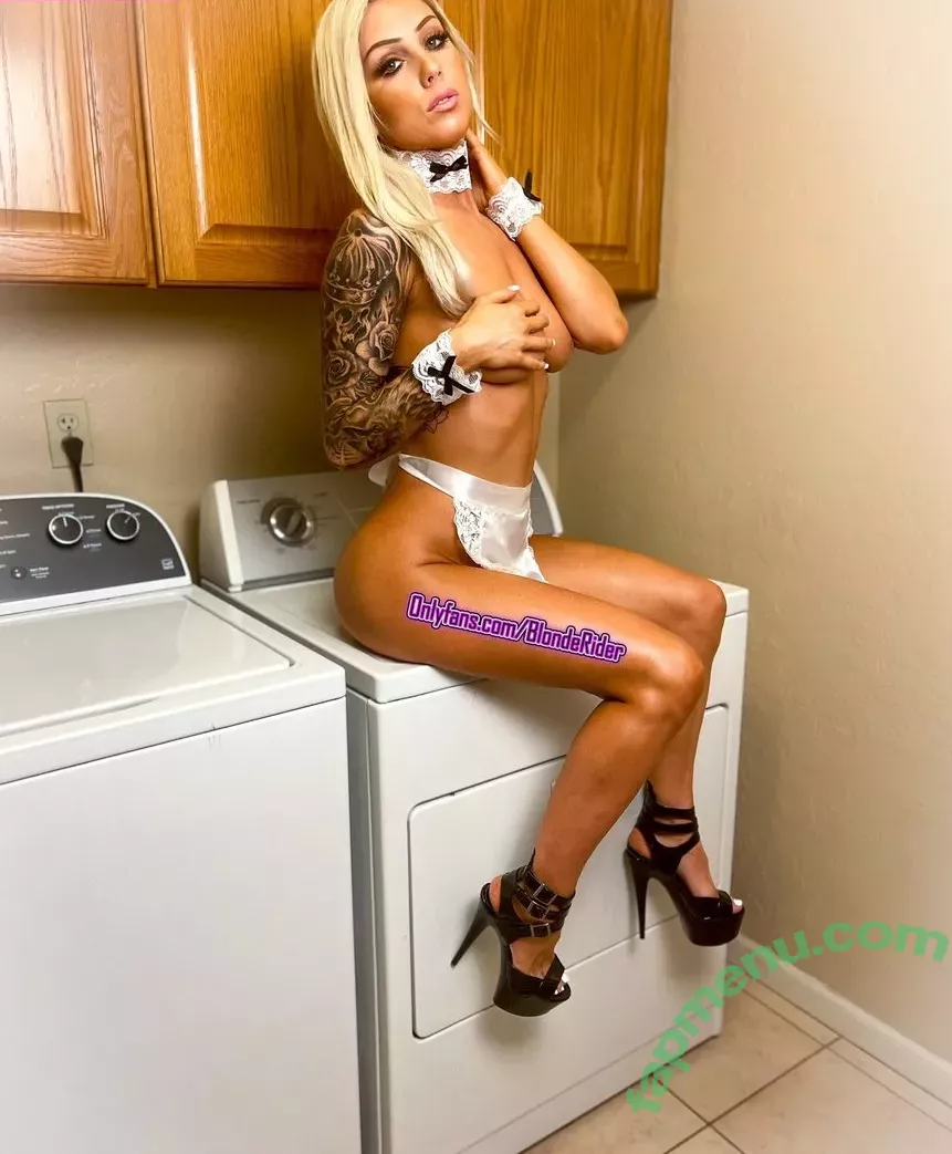 Blonde Rider nude photo #0002 (Blonde_RiderXXX / blondexrider / robxxxrider)