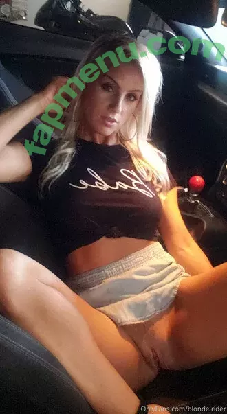 Blonde Rider nude photo #0011 (Blonde_RiderXXX / blondexrider / robxxxrider)