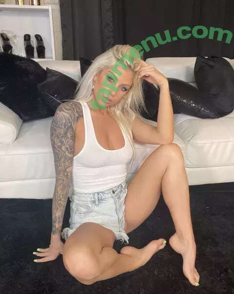 Blonde Rider nude photo #0020 (Blonde_RiderXXX / blondexrider / robxxxrider)