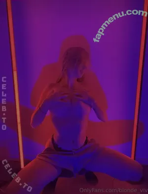 blonde_vivi / Blondiii_viviii / viviherzchen3 nude photo #0522