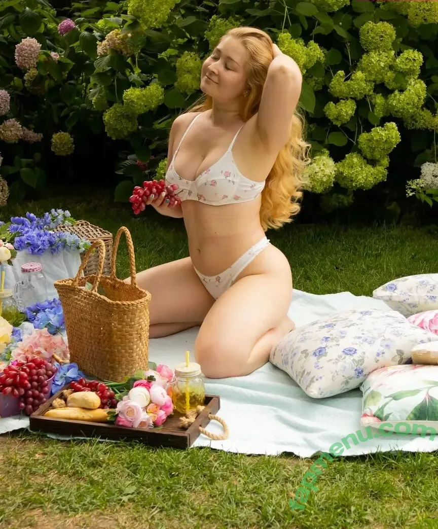 blondeany nude photo #0361 (Ukraine twerker)