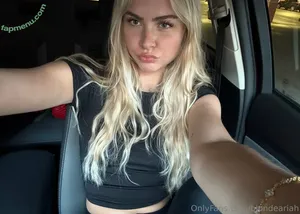 blondeariah / messy.blonde nude photo #0019