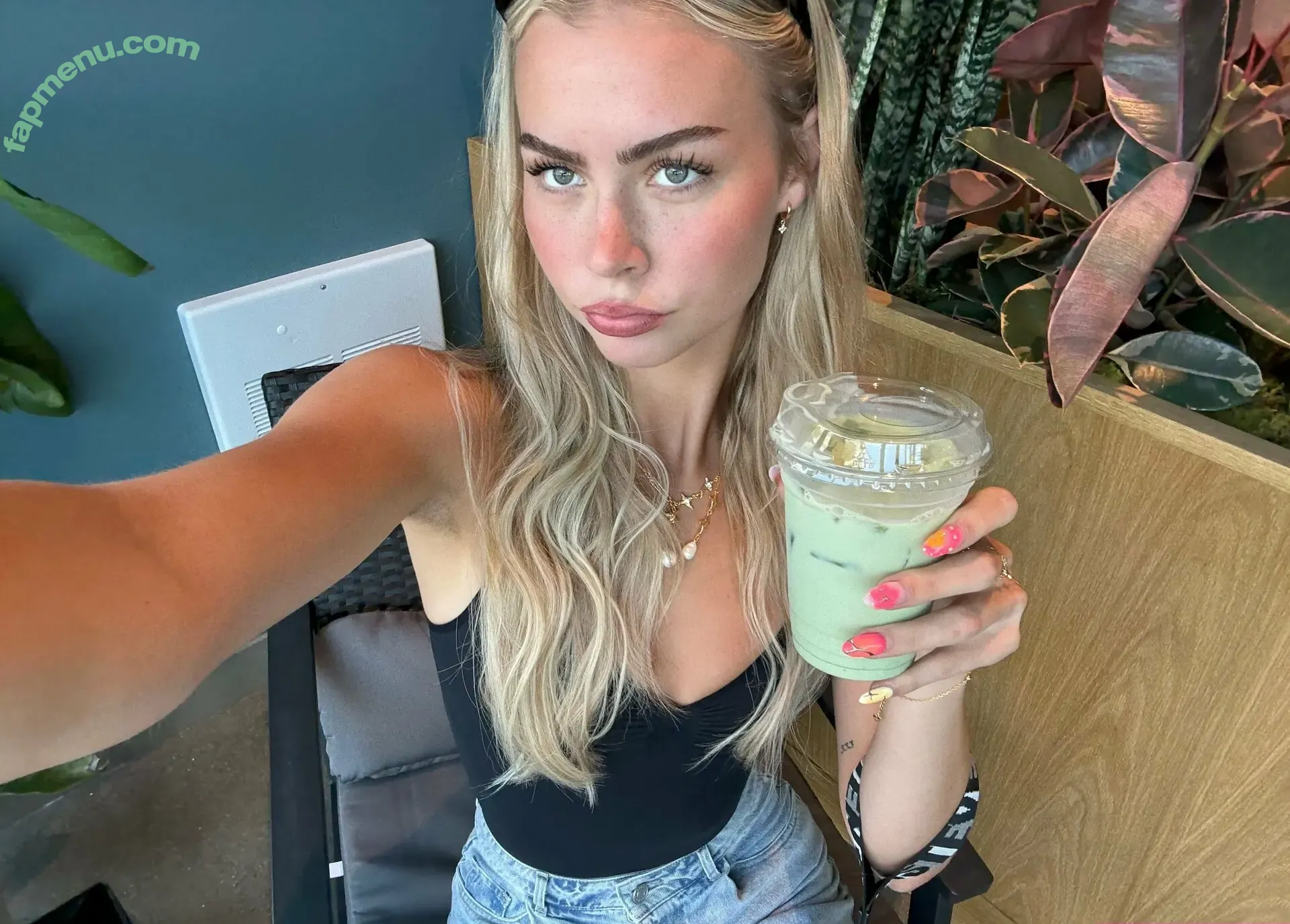 blondeariah nude photo #0008 (messy.blonde)