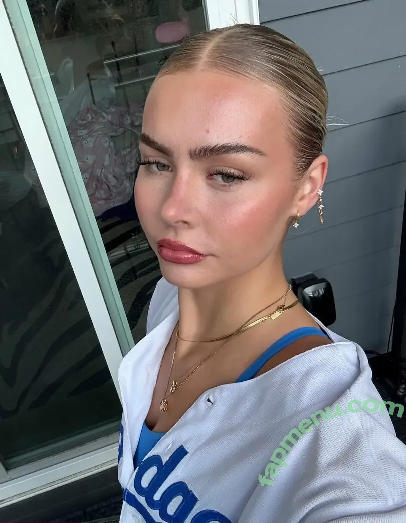 blondeariah nude photo #0021 (messy.blonde)