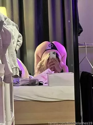 Blondelashes19 / blondelashes-19 / blondelashes1 / oralstrawberry / purssona nude photo #0558