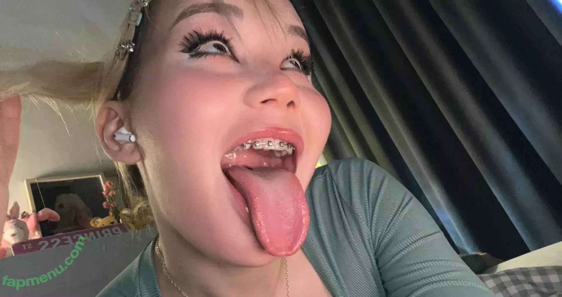 Blondelashes19 nude photo #0632 (blondelashes-19 / blondelashes1 / oralstrawberry / purssona)