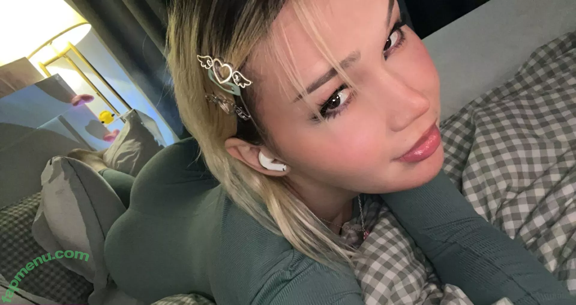 Blondelashes19 nude photo #0645 (blondelashes-19 / blondelashes1 / oralstrawberry / purssona)