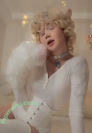 Blondelashes19 / oralstrawberry nude photo #1290