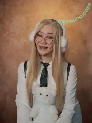 Blondelashes19 / oralstrawberry nude photo #1305