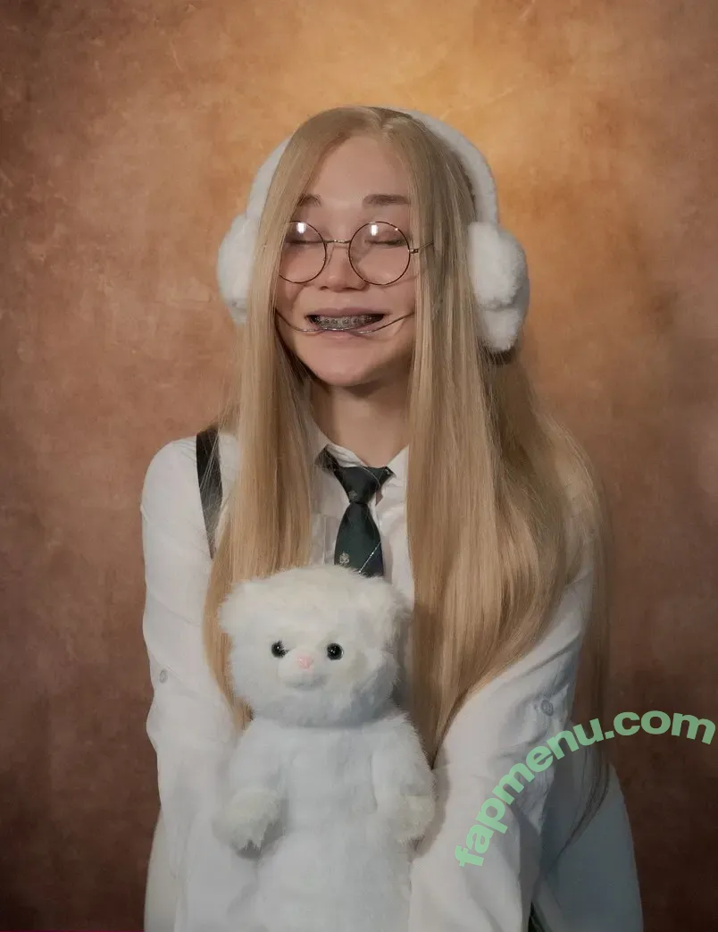 Blondelashes19 nude photo #1306 (oralstrawberry)