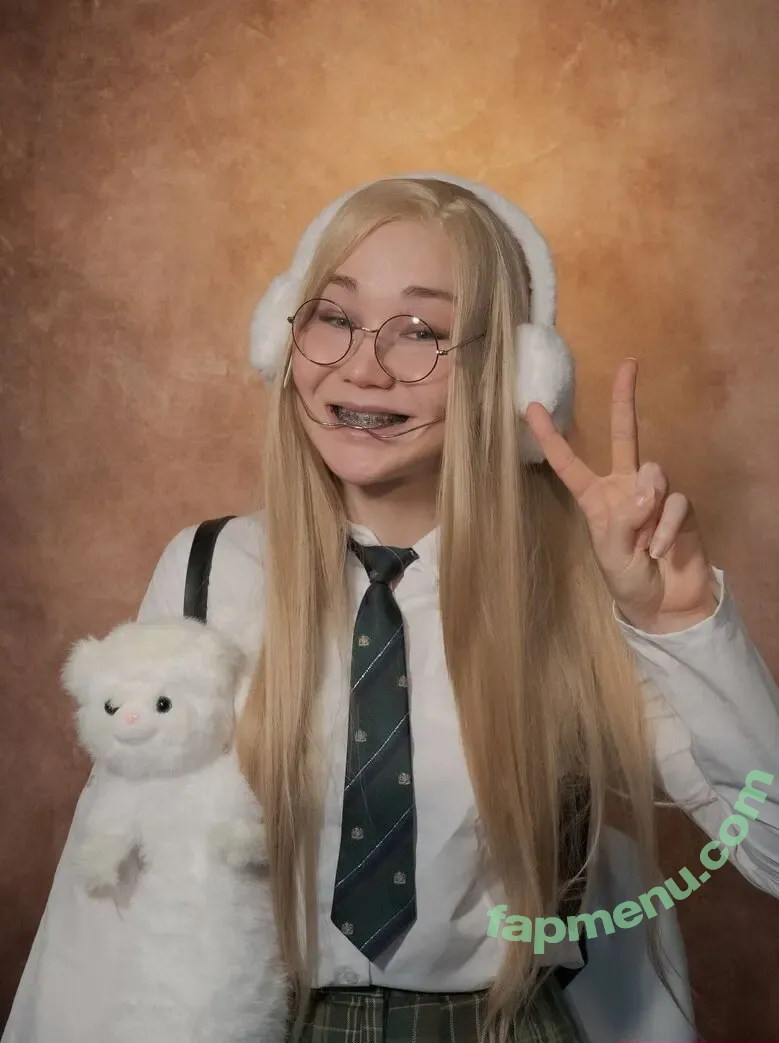 Blondelashes19 nude photo #1309 (oralstrawberry)