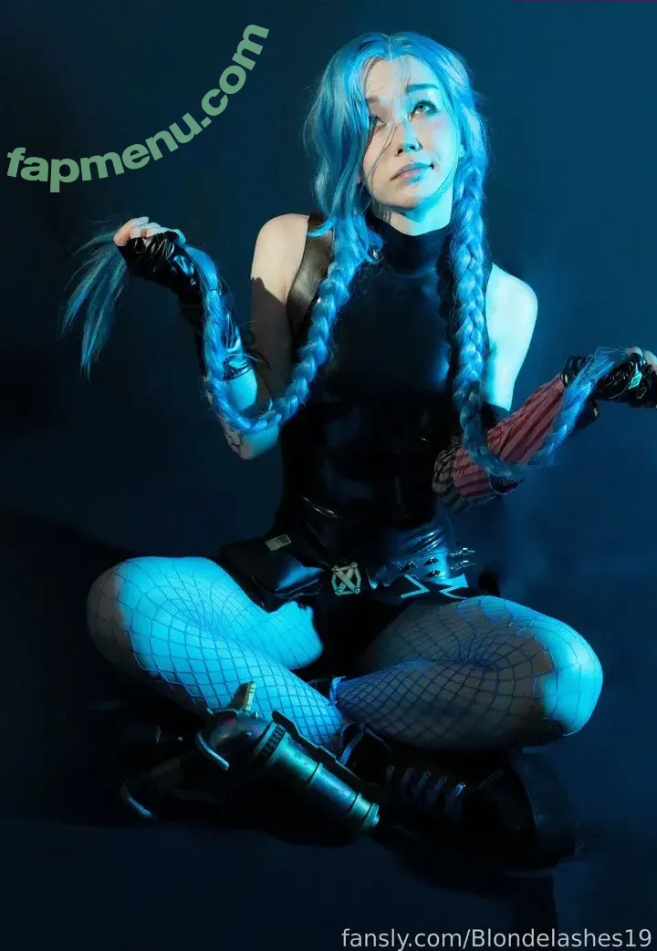 Blondelashes19 nude photo #1314 (oralstrawberry)