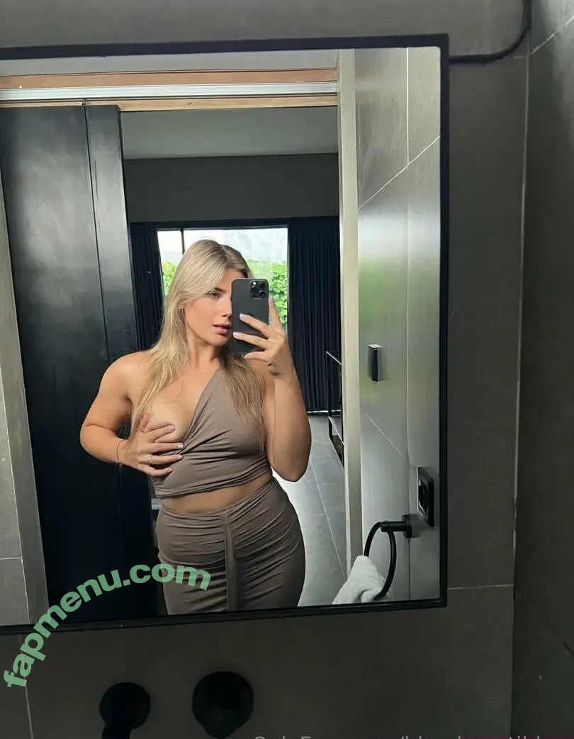 blondematildax nude photo #0012 (blondematildax)