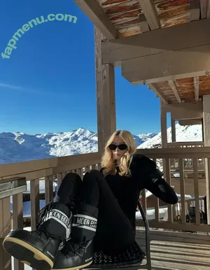 Blondepraxis / Tilly Middlehurst / tilllllly.y nude photo #0043