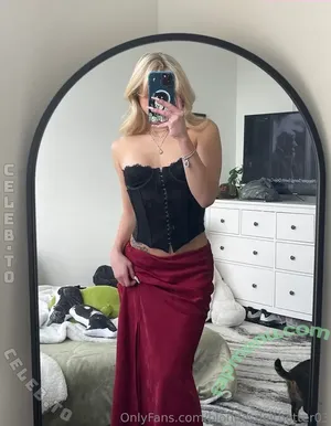 Blondesdoitbetter03 / ally_c3t nude photo #0031