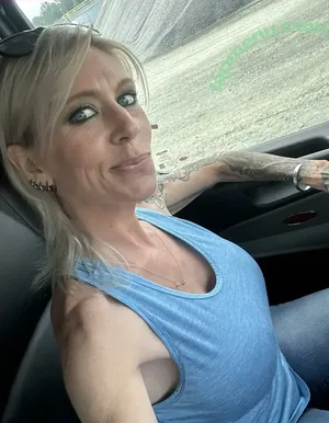  nude photo #0004