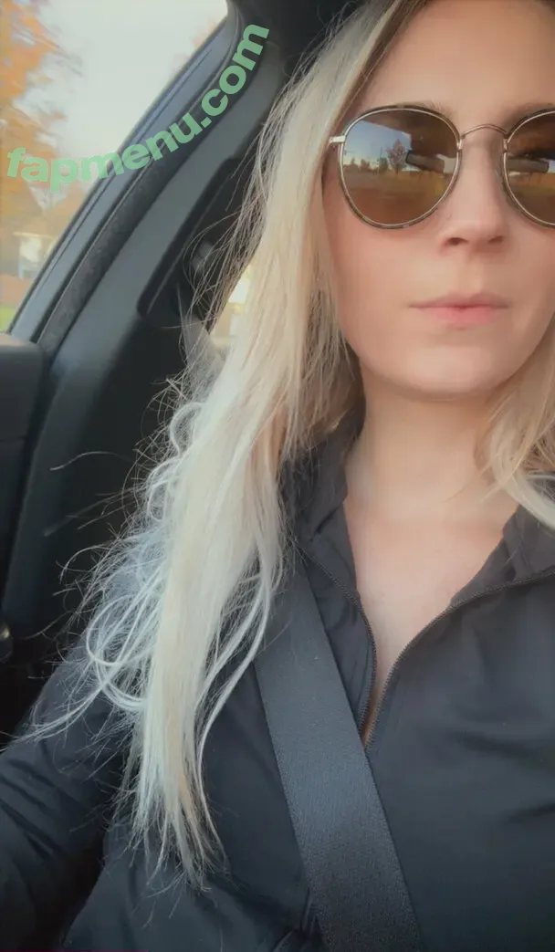 blondie_smurf nude photo #0001 (blondie_smurf)