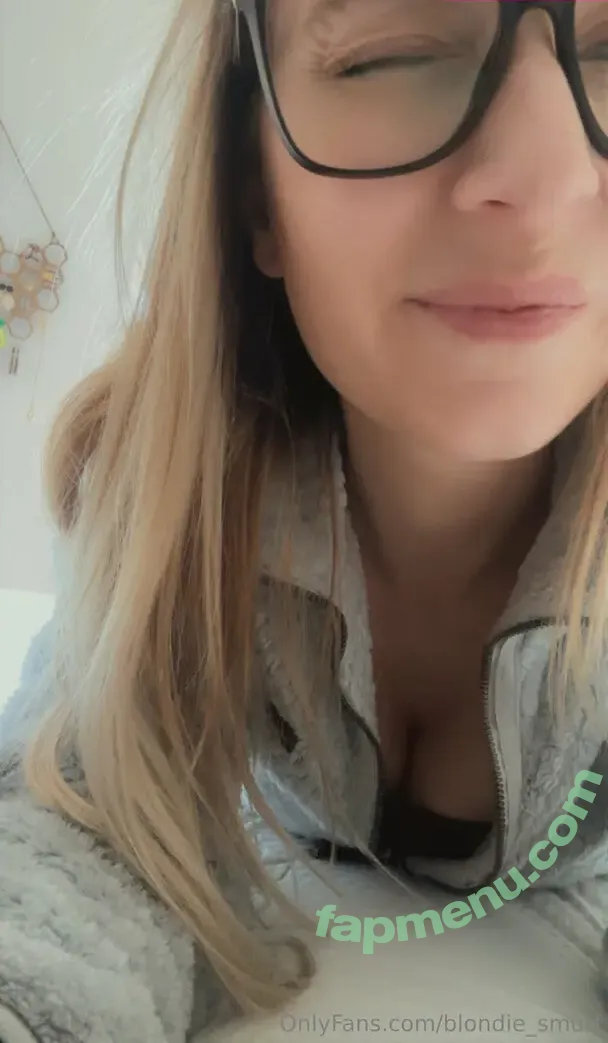 blondie_smurf nude photo #0012 (blondie_smurf)