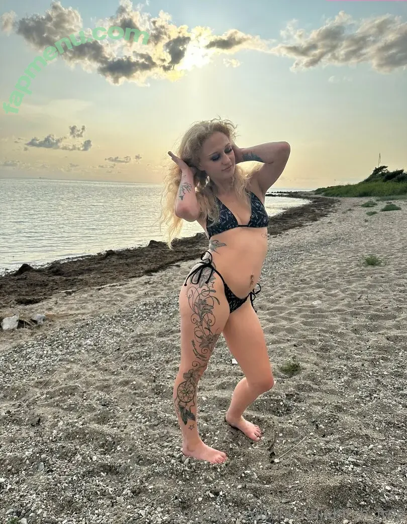 blondiebitch_free nude photo #0009 (__megaaann)
