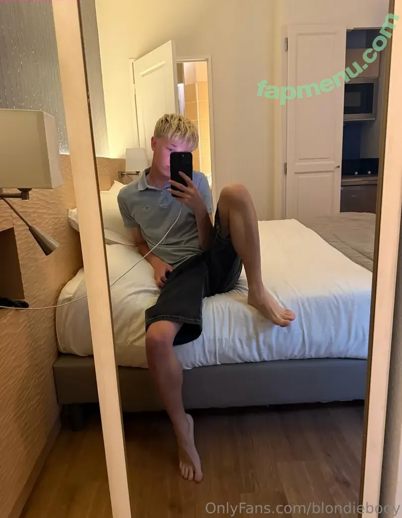 blondiebooy nude photo #0026 (blondiebooy)