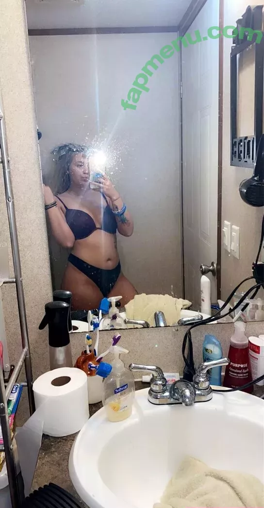 blondiebshortt nude photo #0005 (blondiebshort)