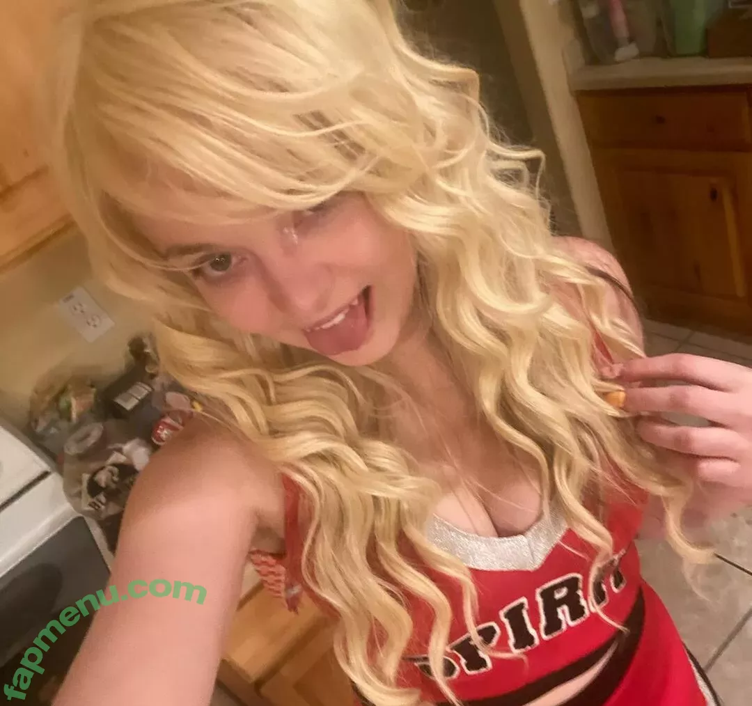 Blondiewondie nude photo #0082 (Blondiewondie1)