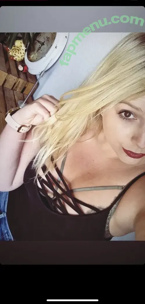 Blondiihell nude photo #0052 (Blondiihell)