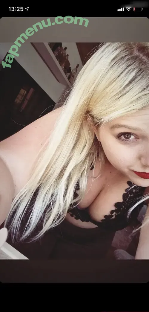 Blondiihell nude photo #0054 (Blondiihell)