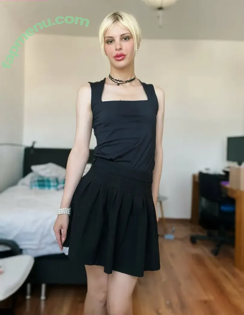 blonditwink nude photo #0004 (blonditwink)