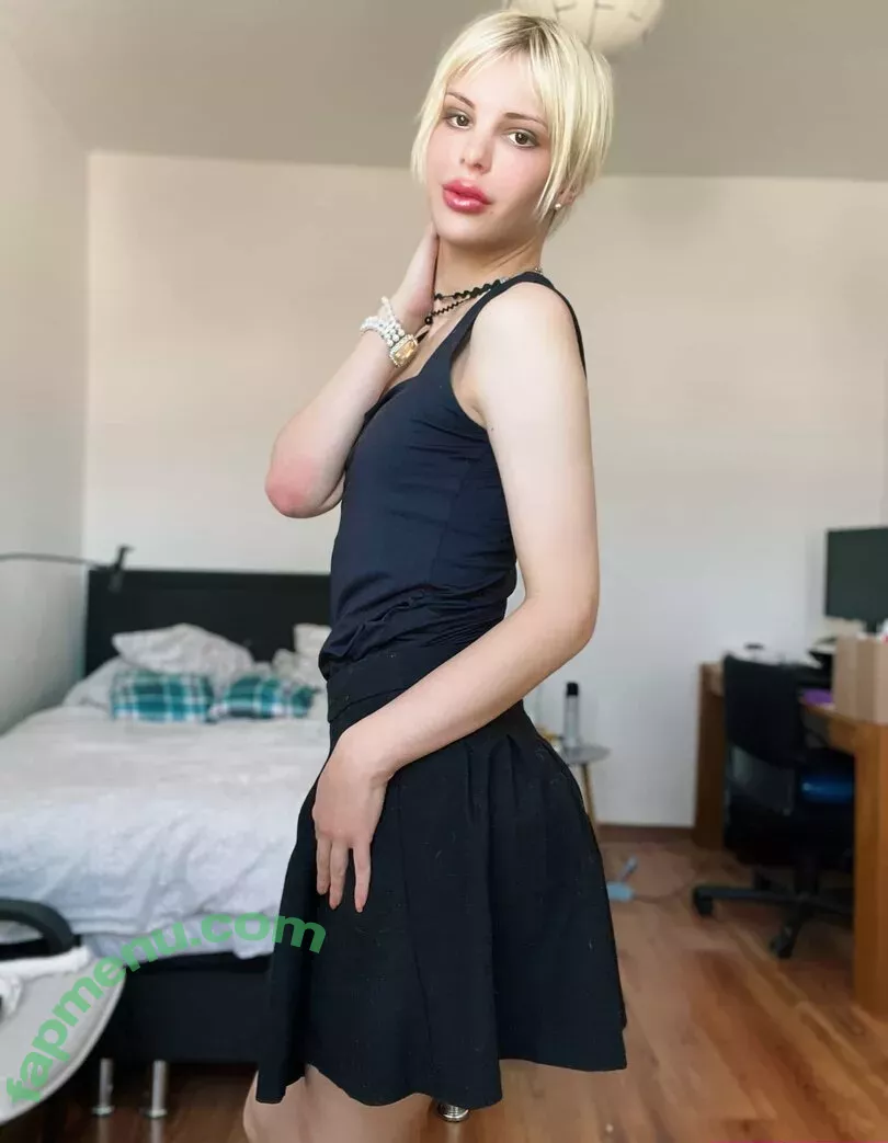 Blonditwink nude photo #0192 (blonditwink1 / femboytwink2)