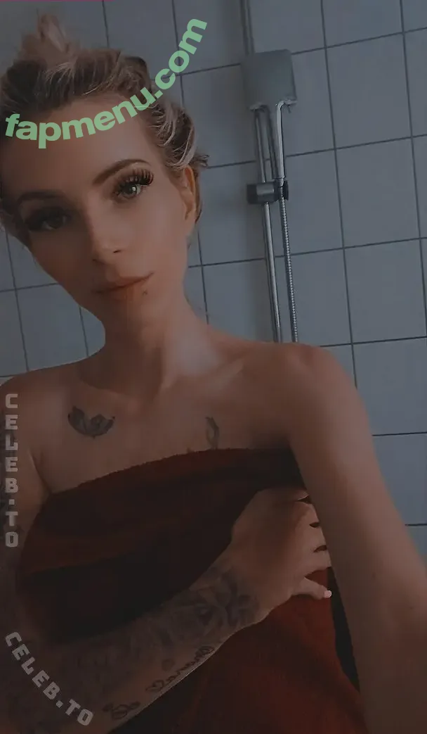 Blondlion nude photo #0005 (Blondlion)