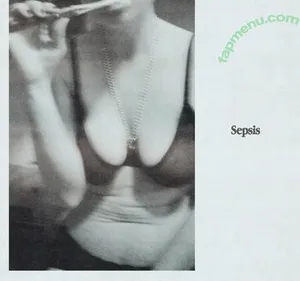 Blondshell / Sabrina Teitelbaum / blondiebombxxx nude photo #0059