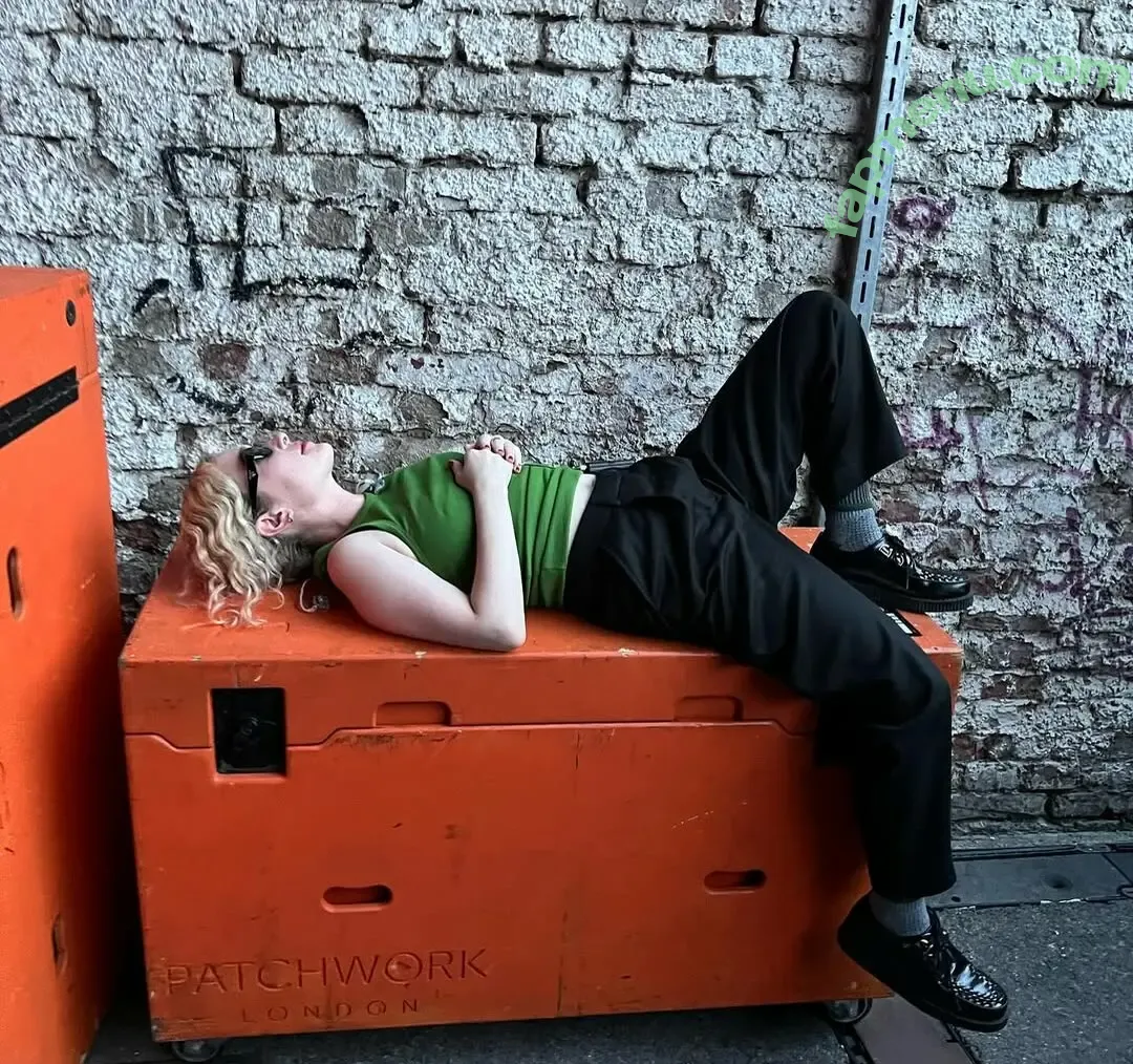 Blondshell nude photo #0052 (Sabrina Teitelbaum / blondiebombxxx)