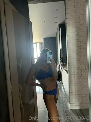 blondy_angel / blondyangel nude photo #0027