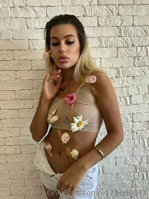 blondy_angel / blondyangel nude photo #0028