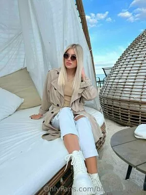 blondy_angel / blondyangel nude photo #0039